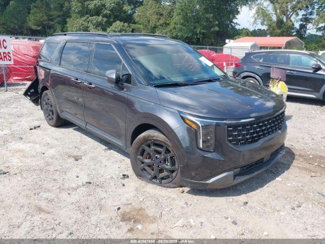  Salvage Kia Carnival