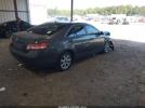 Toyota Camry Le Image 3