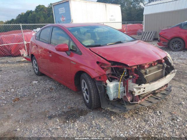  Salvage Toyota Prius