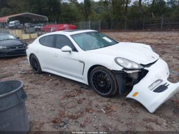  Salvage Porsche Panamera