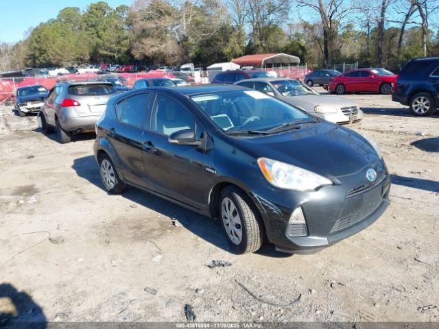  Salvage Toyota Prius c