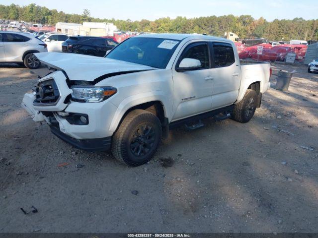 Toyota Tacoma Sr5 V6 Image 3