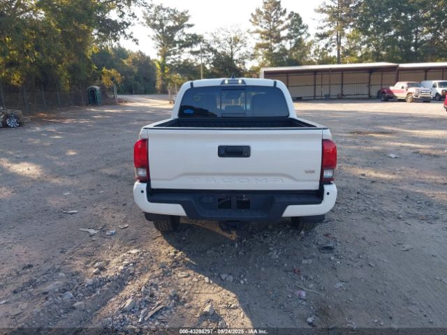 Toyota Tacoma Sr5 V6 Image 12