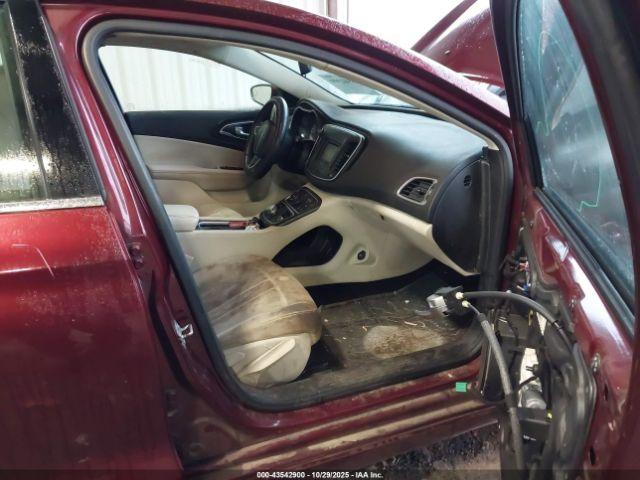 Chrysler 200 Limited Image 5