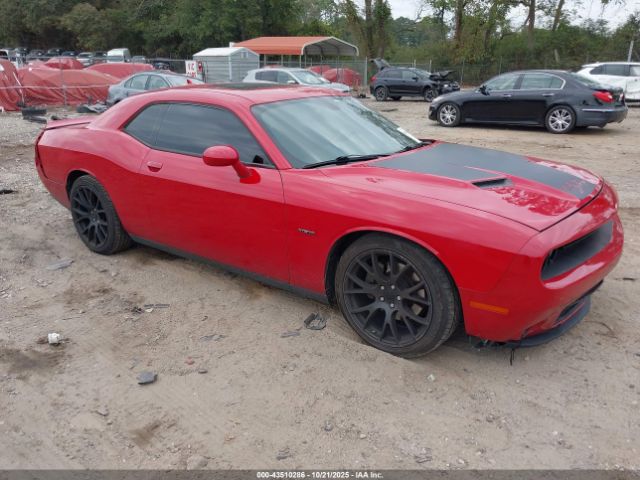Dodge Challenger Image 1