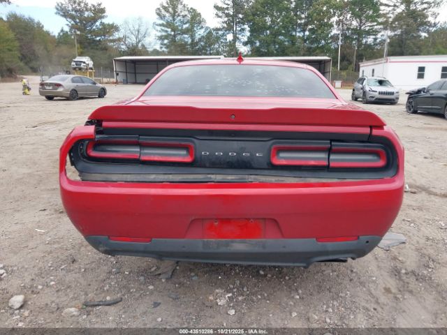 Dodge Challenger Image 15