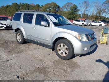  Salvage Nissan Pathfinder