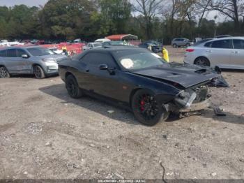  Salvage Dodge Challenger