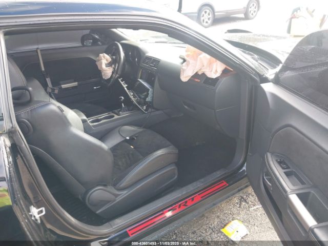 Dodge Challenger Srt8 392 Image 12