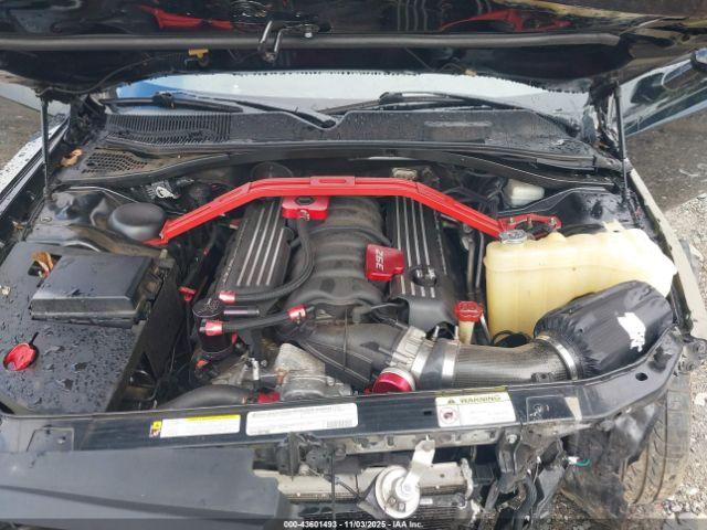 Dodge Challenger Srt8 392 Image 11