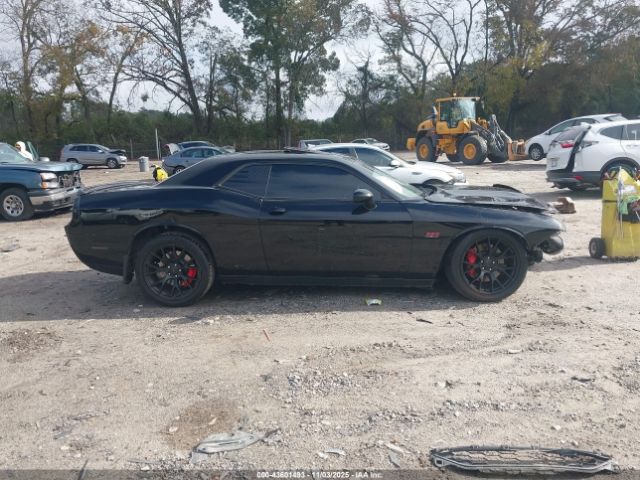 Dodge Challenger Srt8 392 Image 17