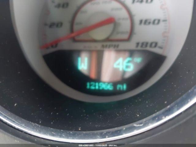 Dodge Challenger Srt8 392 Image 13