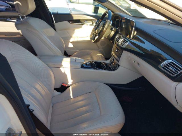 Mercedes-Benz Cls-class Image 9