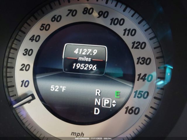 Mercedes-Benz Cls-class Image 12