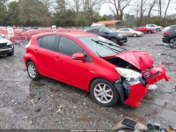  Salvage Toyota Prius c