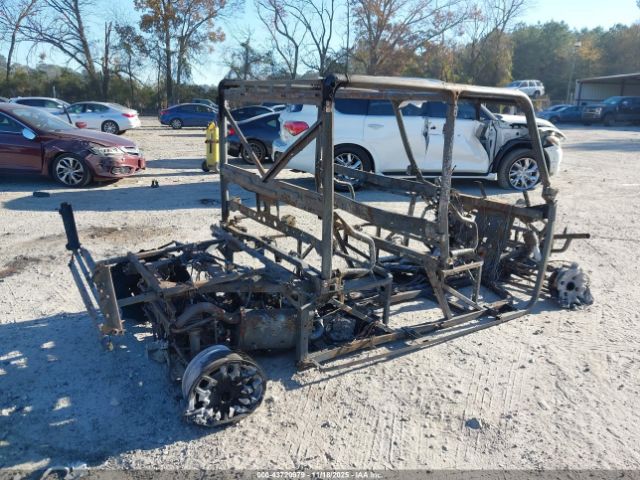 Polaris Ranger 900 Crew Image 10