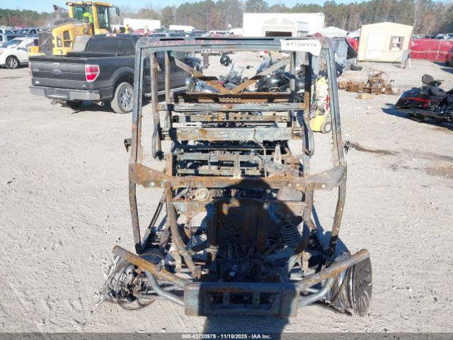 Polaris Ranger 900 Crew Image 4