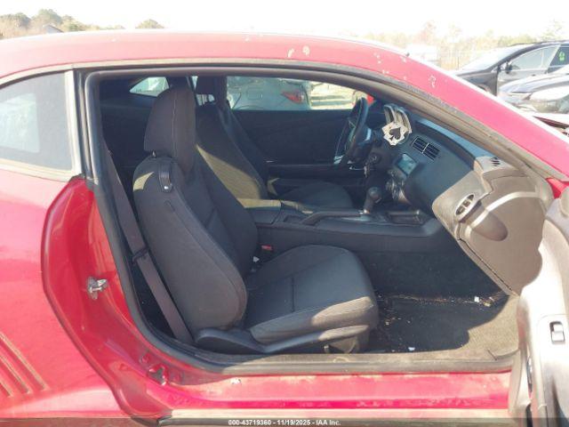 Chevrolet Camaro 1lt Image 10