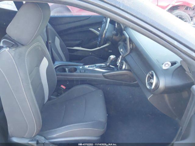 Chevrolet Camaro 1lt Image 4