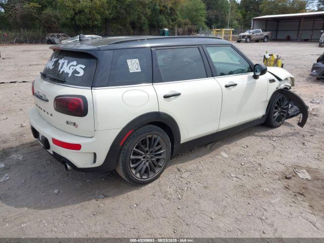 MINI Clubman Cooper S Image 4