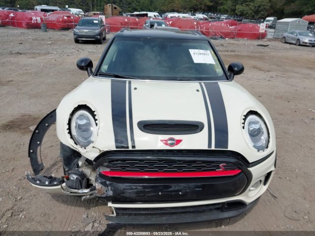 MINI Clubman Cooper S Image 16