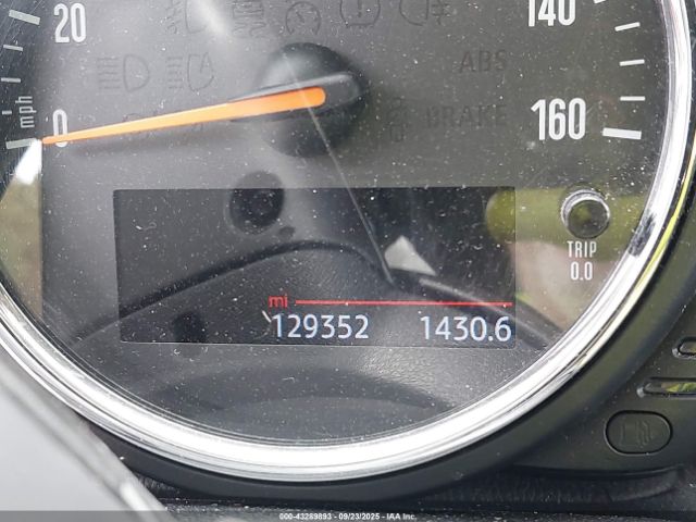 MINI Clubman Cooper S Image 2