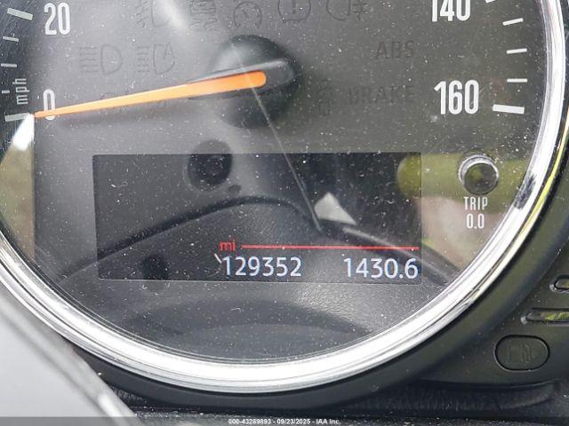 MINI Clubman Cooper S Image 2