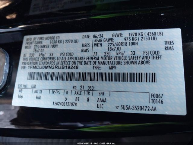 Ford Escape St-line Image 11