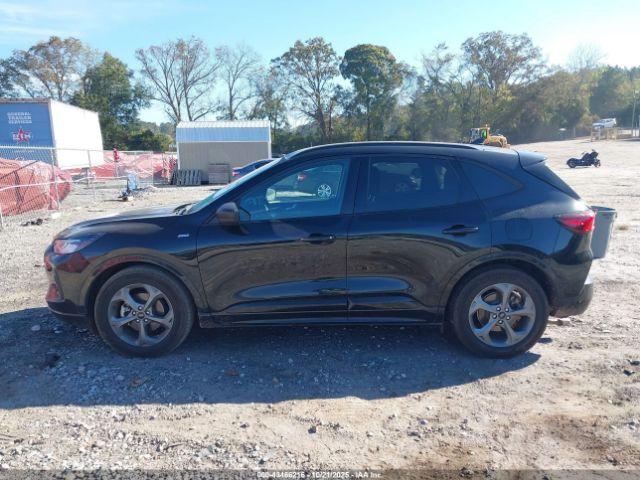 Ford Escape St-line Image 14