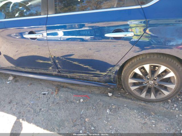 Nissan Sentra Sr Image 5