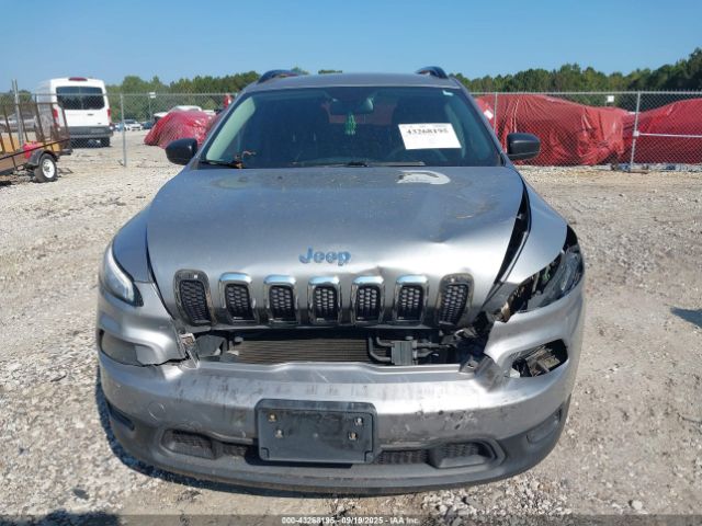 Jeep Cherokee Sport Fwd Image 16