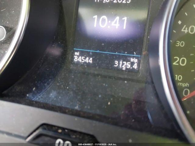 Volkswagen Tiguan Image 12