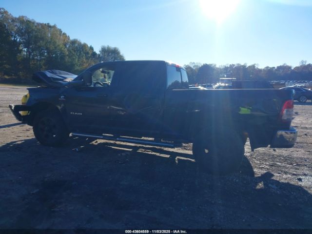 Ram 2500 Tradesman  4x4 6'4 Box Image 10