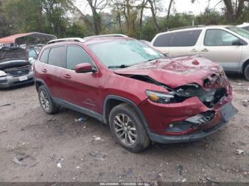  Salvage Jeep Cherokee