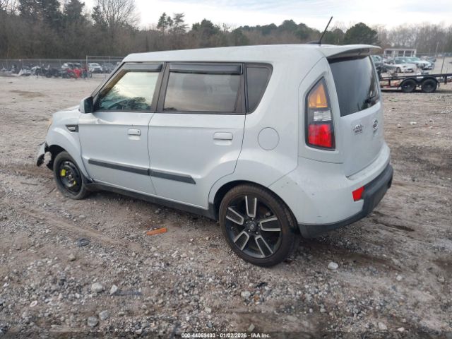 Kia Soul + Image 8