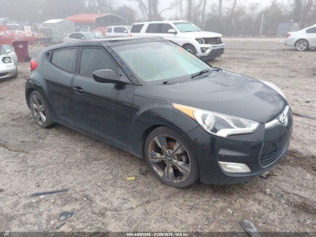  Salvage Hyundai VELOSTER