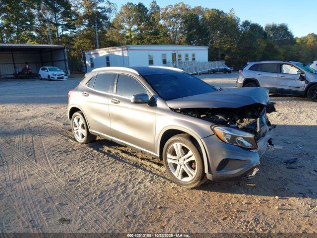 Salvage Mercedes-Benz GLA