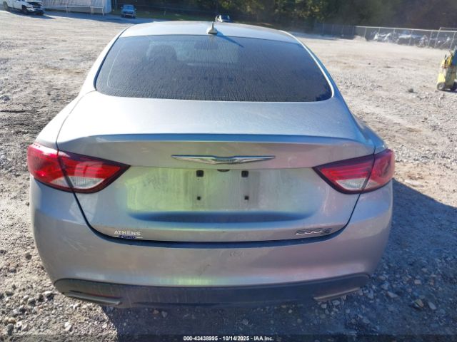 Chrysler 200 S Image 15