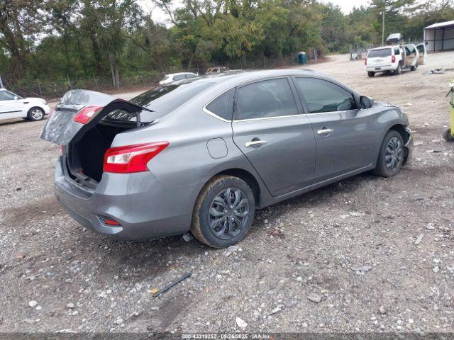 Nissan Sentra S Image 3