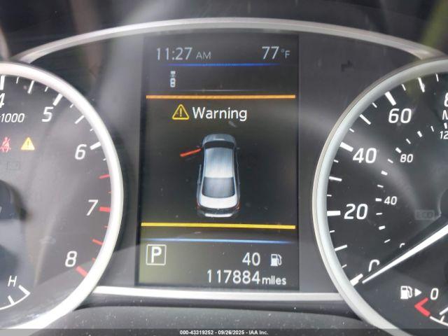 Nissan Sentra S Image 10