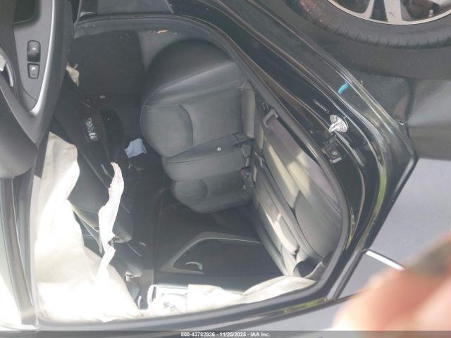 Hyundai ELANTRA Limited Image 10