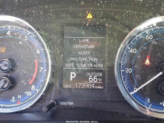 Toyota Corolla Le Image 12