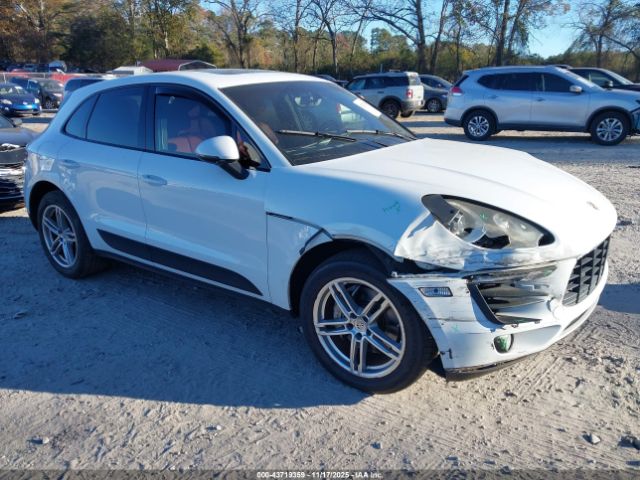 Porsche Macan S Image 1