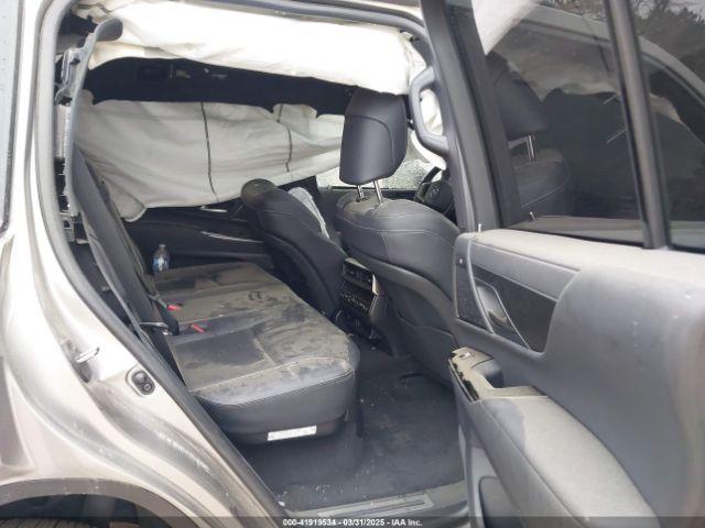 Lexus LX 600 Premium Image 2