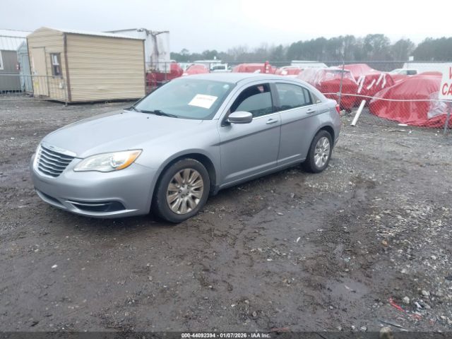 Chrysler 200 Lx Image 6