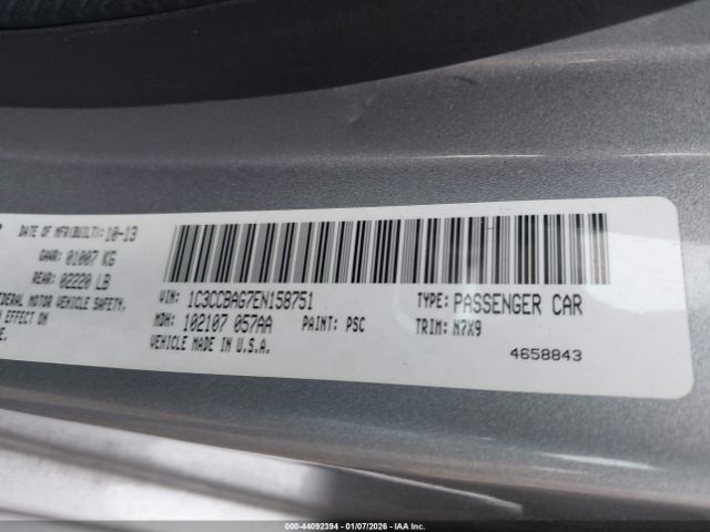 Chrysler 200 Lx Image 11